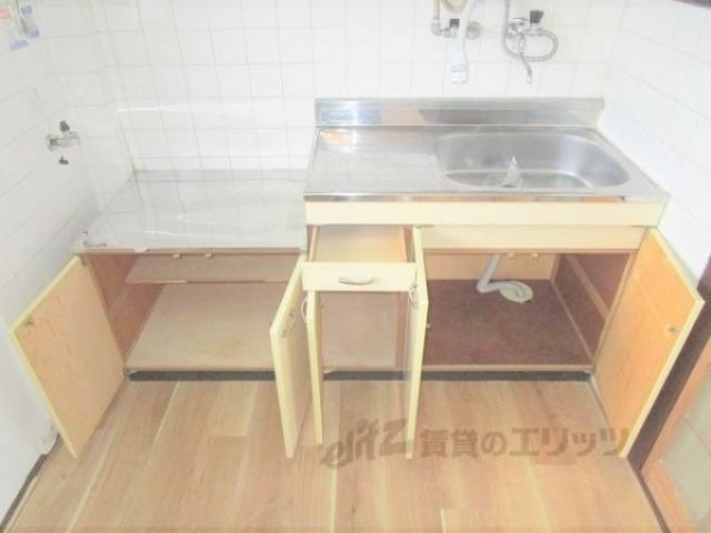 キッチン　収納