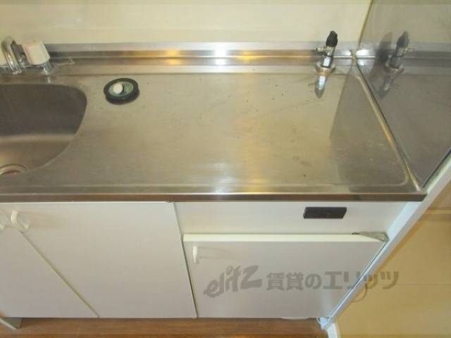 キッチン　コンロ置場