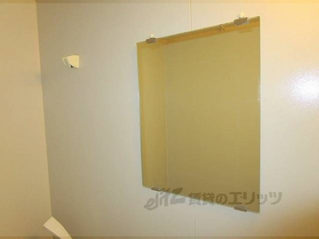 ユニットバス　鏡