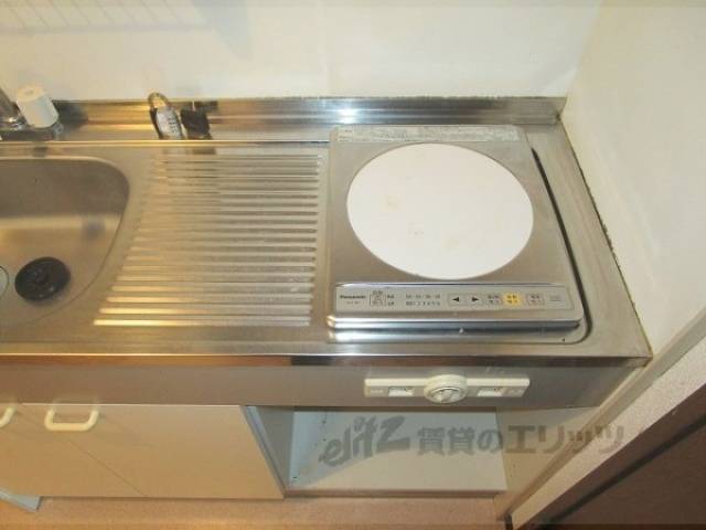 キッチン　コンロ