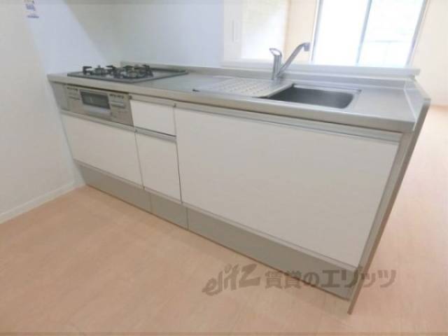 キッチン　下部収納