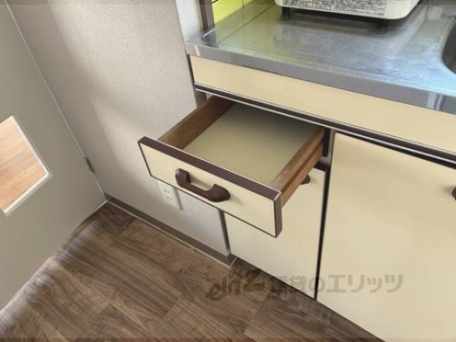 キッチン　収納
