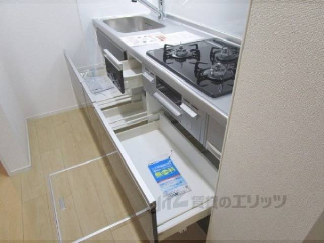 キッチン　収納