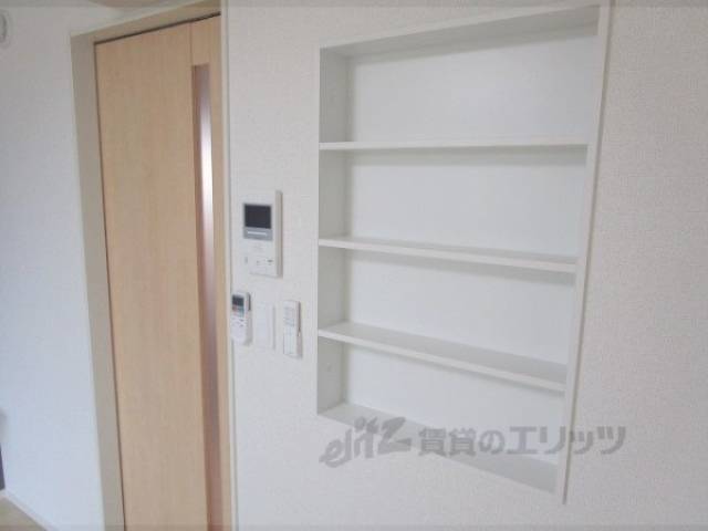 洋室の棚