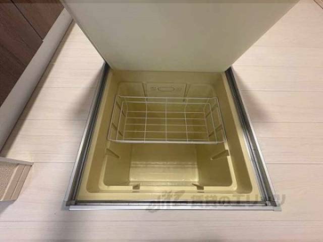 収納　床下収納