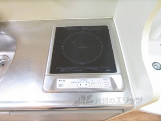 キッチン　コンロ