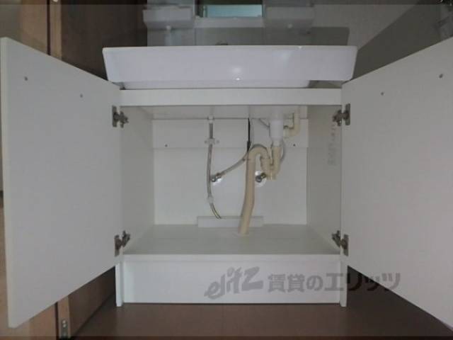 洗面所　収納