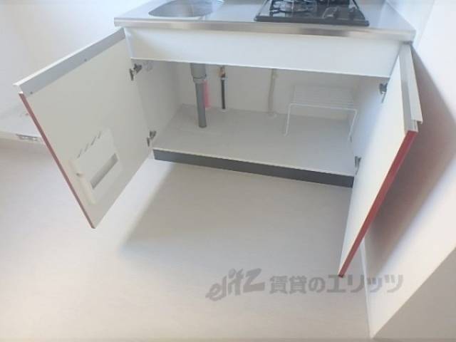 キッチン　下部収納