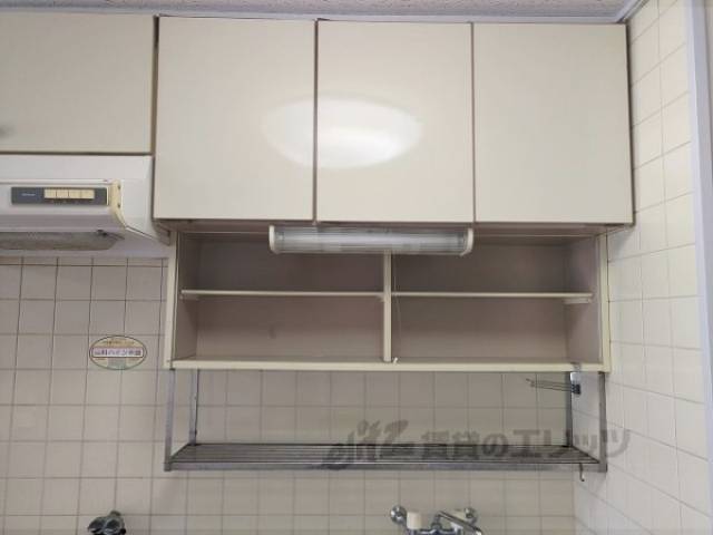 キッチン　収納上部