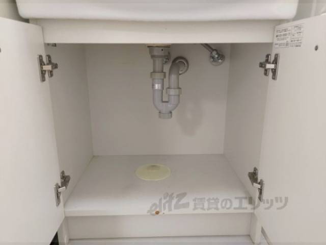 収納　洗面所下