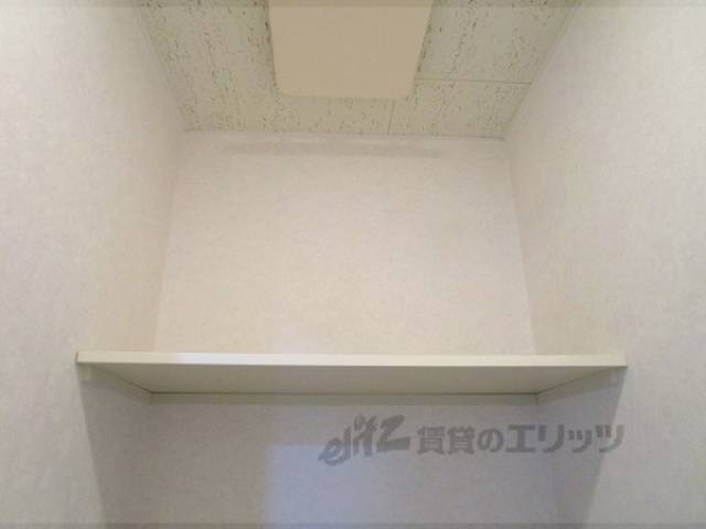 トイレ　収納