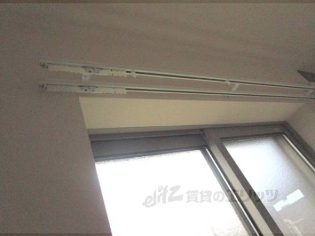 カーテンレール