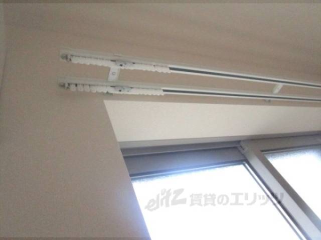 カーテンレール