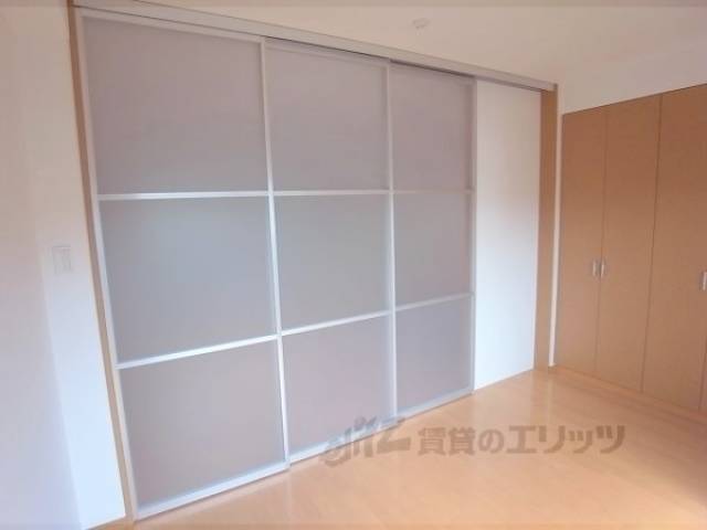 洋室　パーテーション