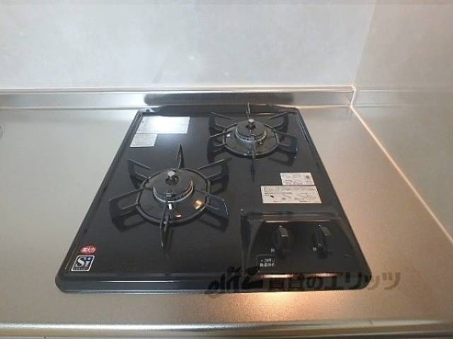 キッチン　2口コンロ