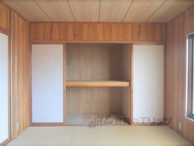 収納　２階東側
