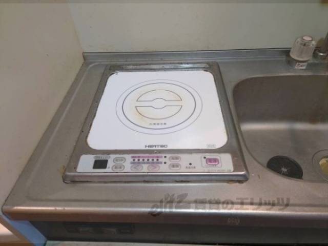 キッチン　コンロ