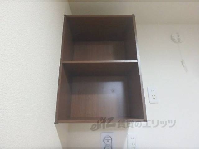 洗濯機置場　収納