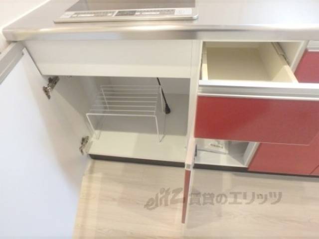 キッチン　下収納
