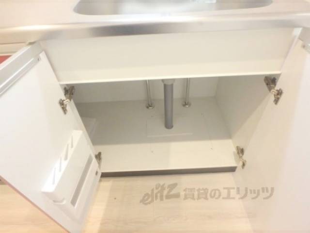 キッチン　下収納