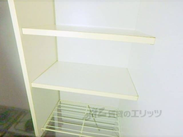 キッチン　上部収納