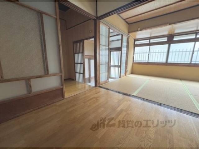 板間
