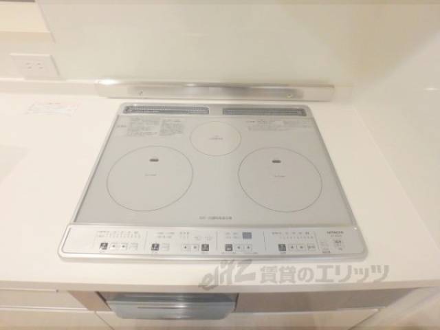 キッチン　クッキングヒーター