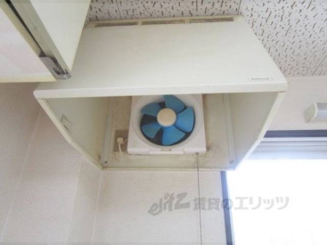キッチン　換気扇