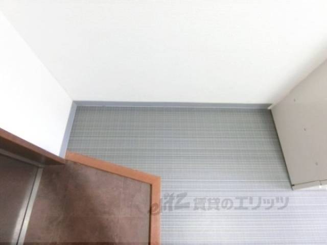玄関　靴箱置場