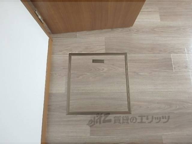 収納　床下収納