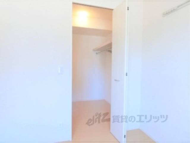 収納　ウォークインクローゼット