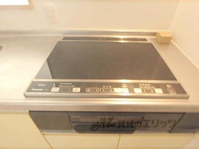 キッチン　コンロ