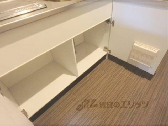 収納　台所下の収納です