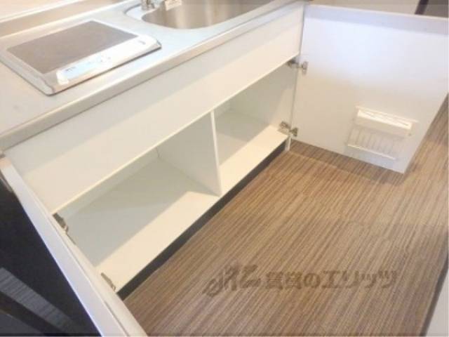 収納　台所下の収納です