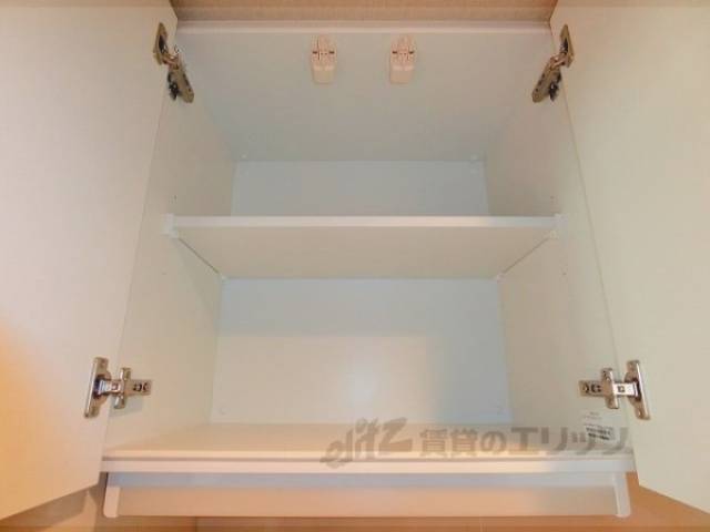 キッチン　上部収納