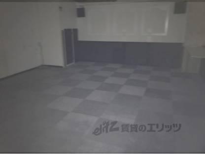 店舗内