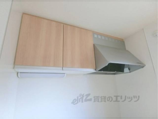 キッチン　キッチン上部収納