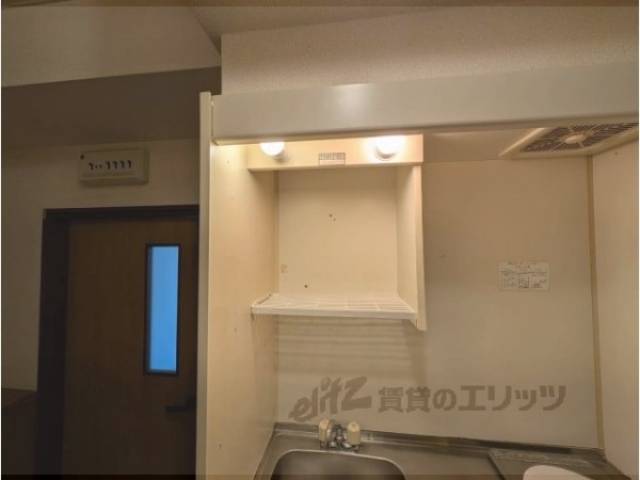 キッチン　収納