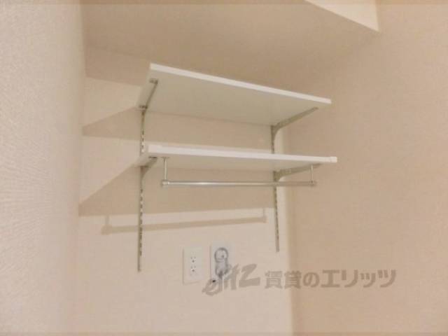 洗濯機置場　上部収納