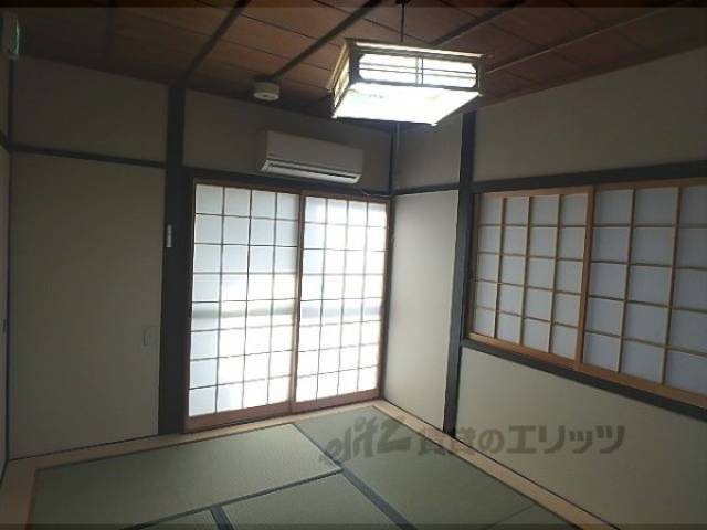 和室　1階　6帖間