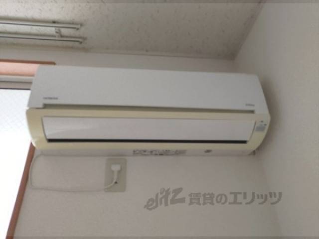 エアコン　収納