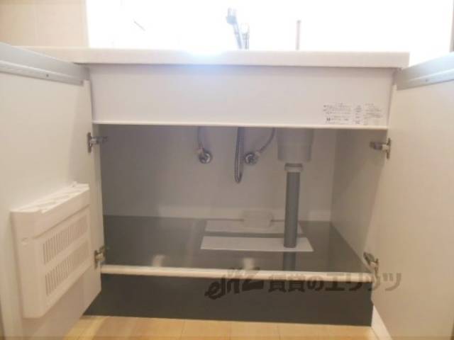 キッチン　下部収納