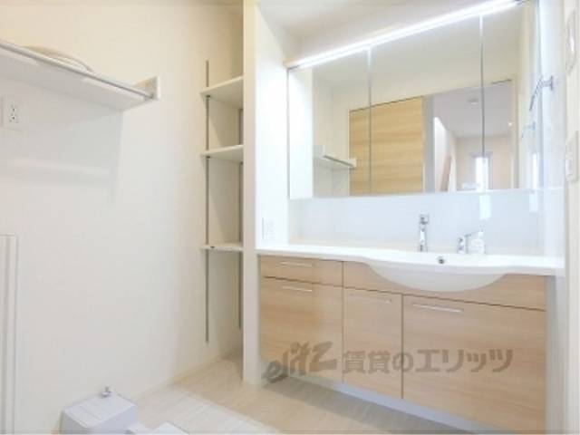 洗面所　独立洗面台