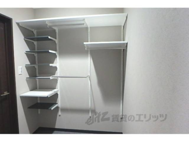 収納　シューズインクローゼット