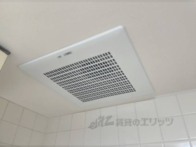キッチン　換気扇