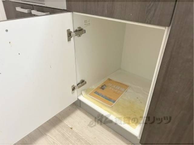 キッチン　下部収納