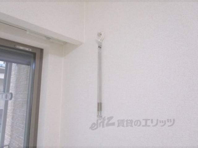 ホスクリーン　取り外し収納フックあります。