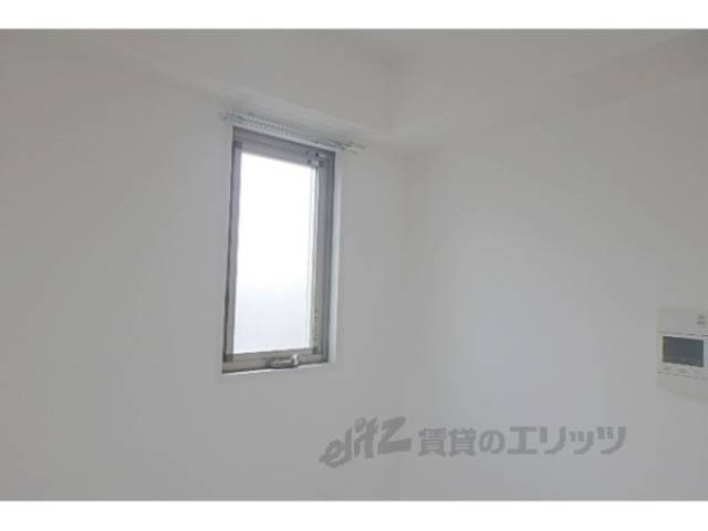 洋室　窓