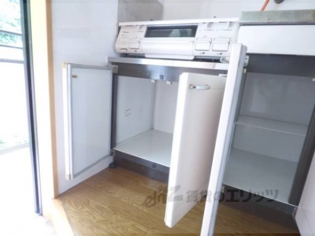 キッチン　収納