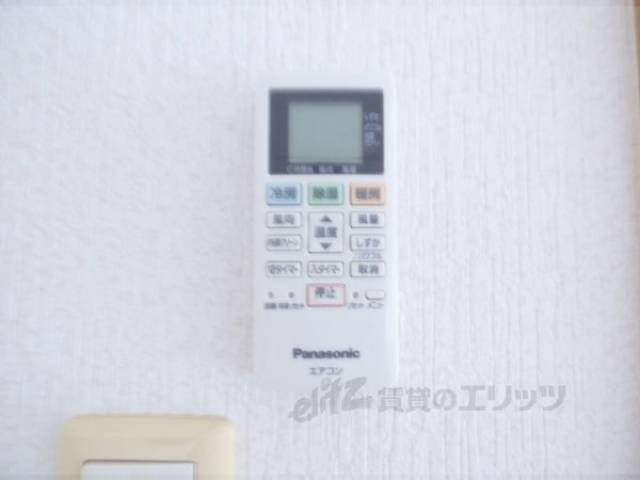 エアコン　リモコン